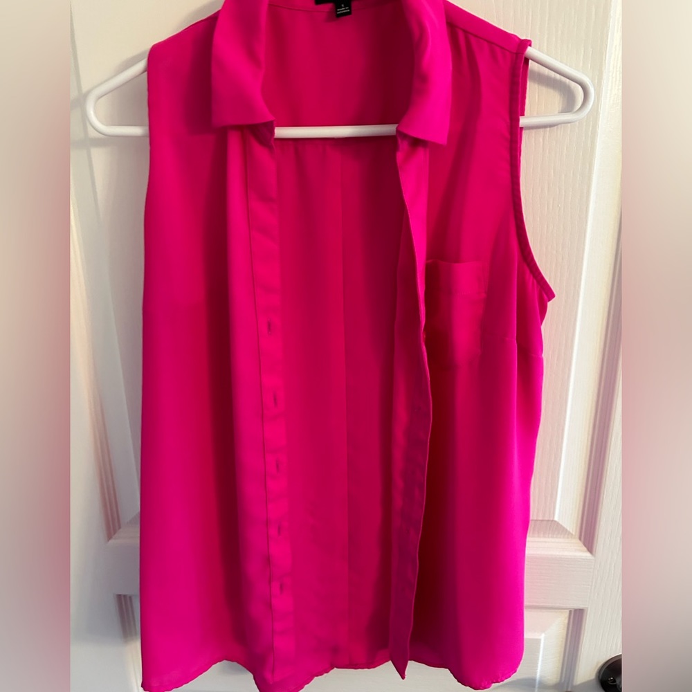 The Limited sleeveless blouse